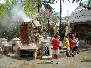 talking fountain at universal islands of adventure
